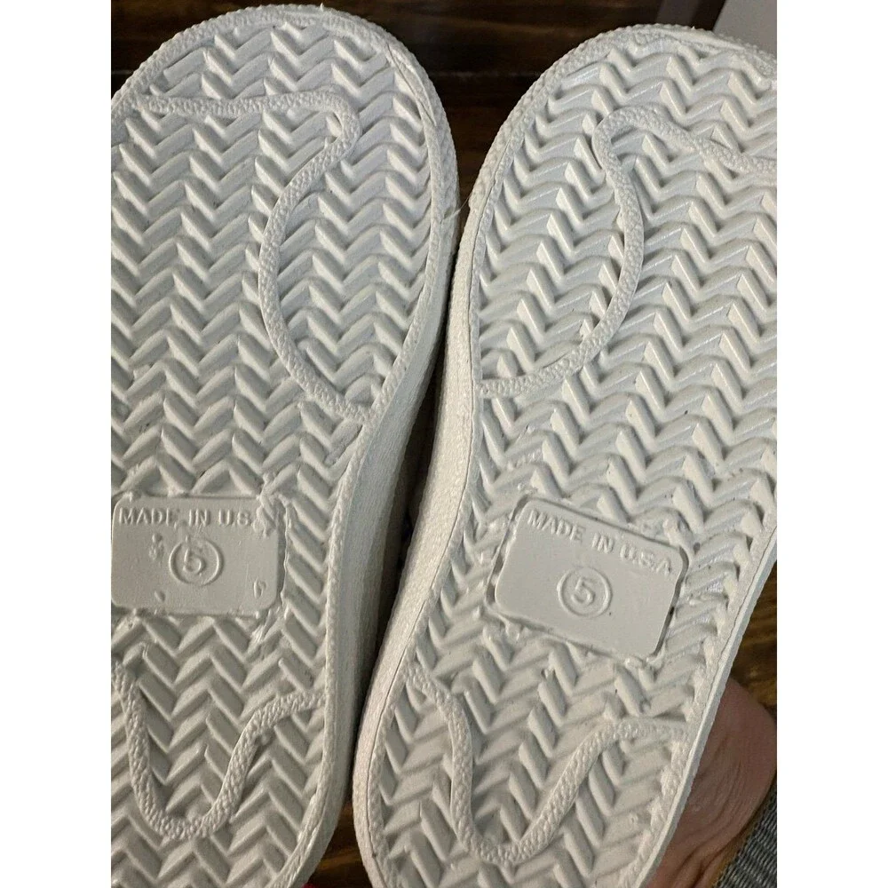 Huggies Sneakers Size‎ 5